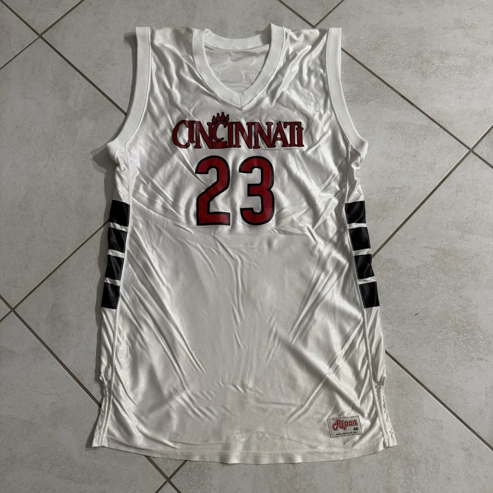 Vintage Cincinnati Bearcats Basketball Jersey Mens 48 White Ripon College‎ 90s